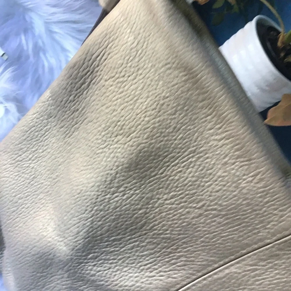 Coach Vintage Metallic Silver Leather Shoulder Satchel Duffel Bag Purse